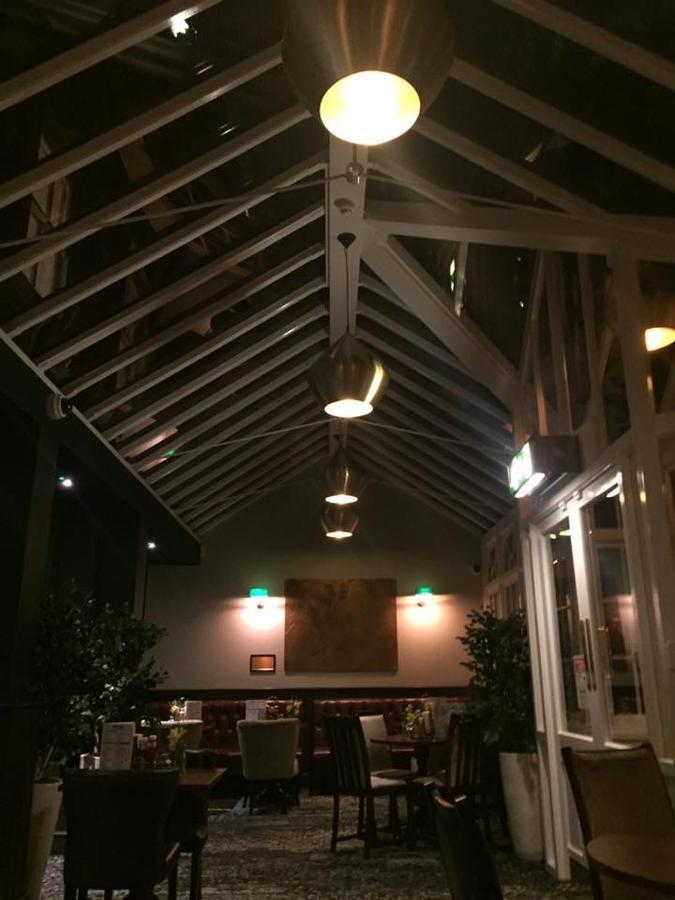 The George Hotel Wetherspoon Brecon Exterior foto